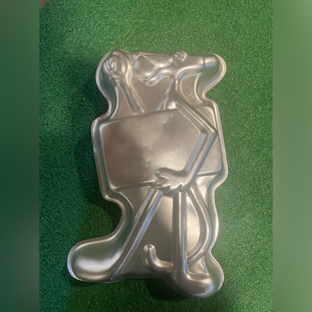 Vintage 1977 Pink Panther Baking Cake Pan Unique